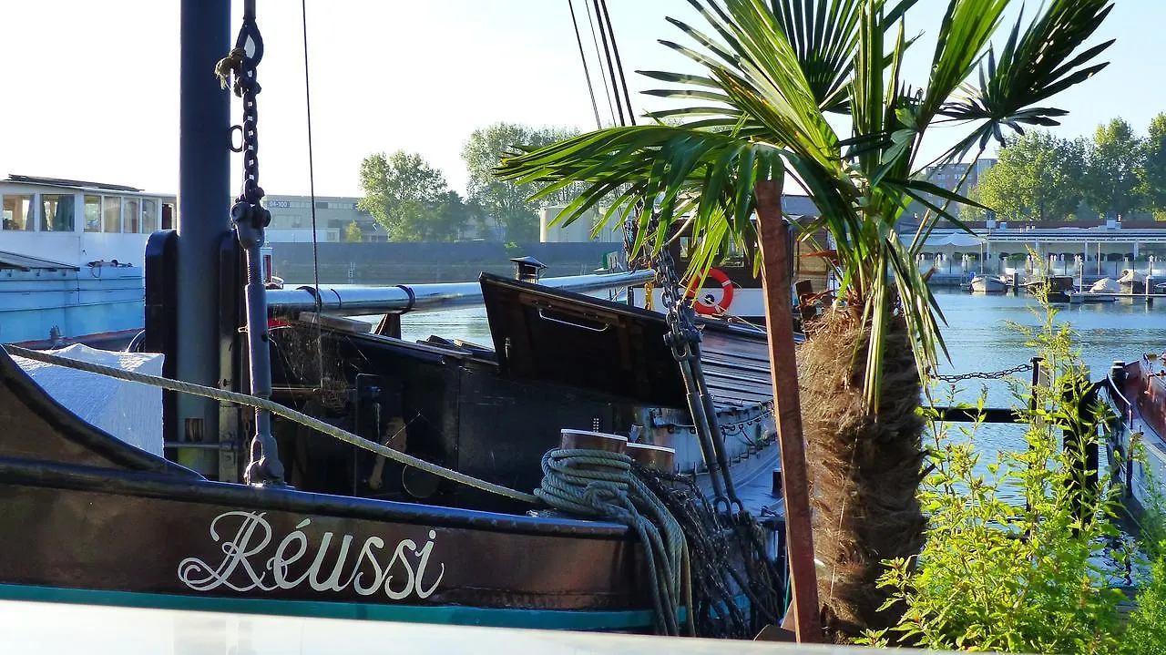 Houseboat Reussi Bed & Breakfast Amsterdam 0*,  Netherlands
