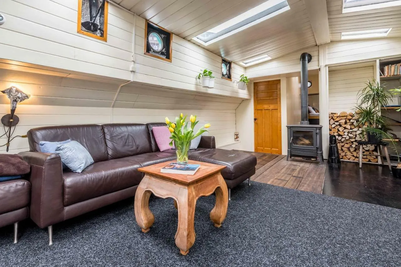 Houseboat Reussi Bed & Breakfast Amsterdam